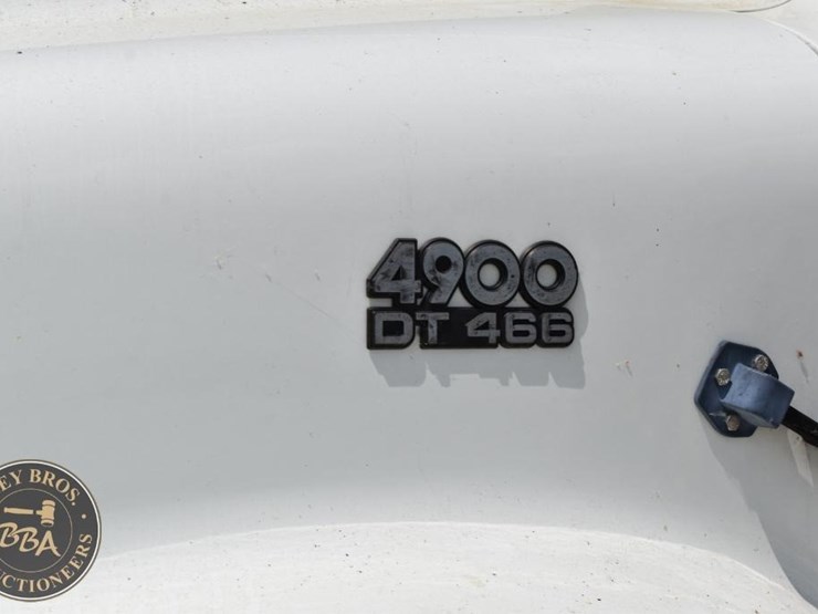 1996-international-4900-image-5