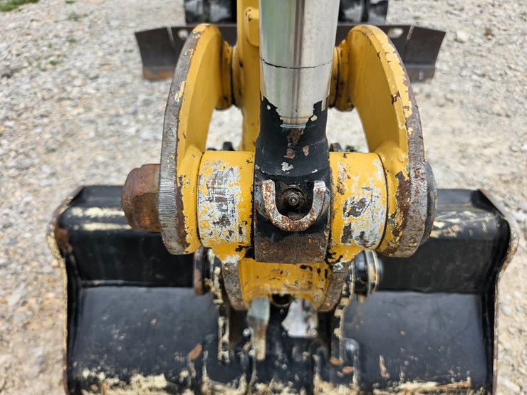 caterpillar-301.7-image-77