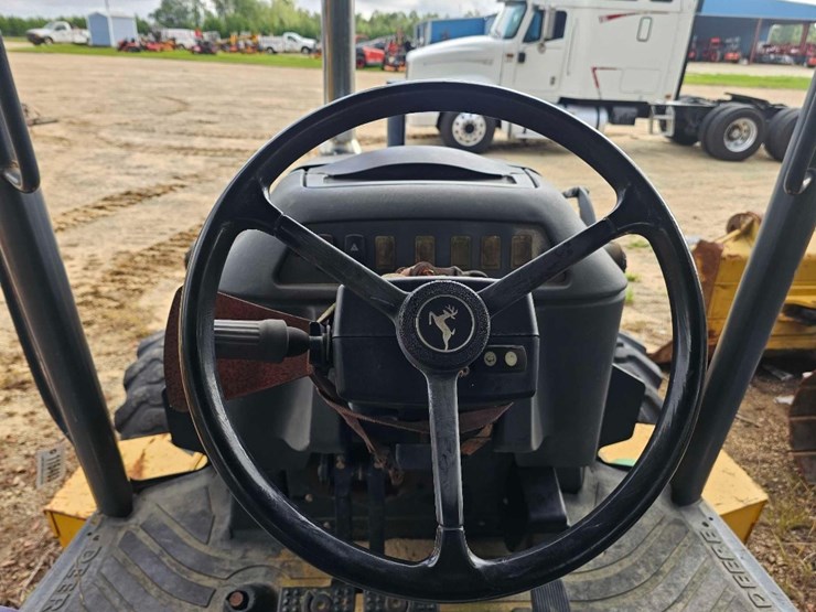 deere-410j-image-18