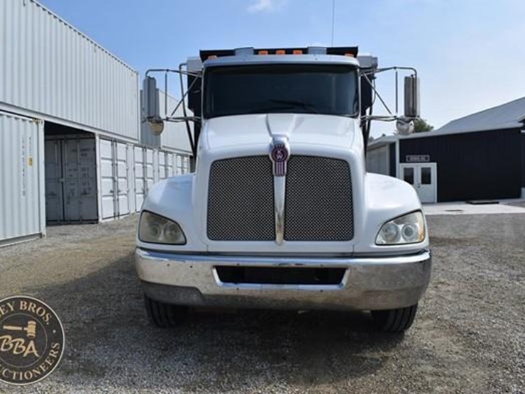 2012-kenworth-t370-image-31