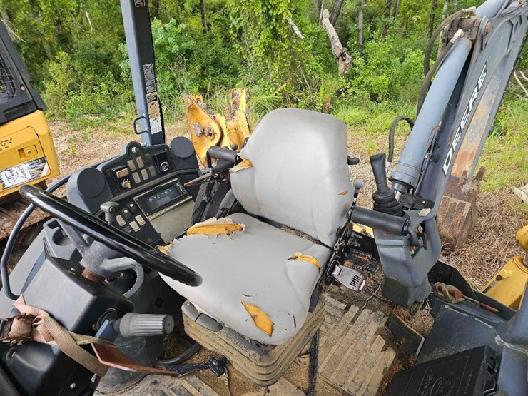 deere-410j-image-15