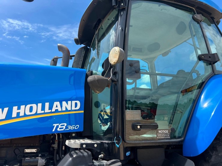 2014-new-holland-t8.360-image-11