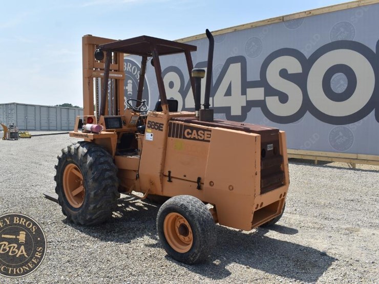 case-585e-image-9