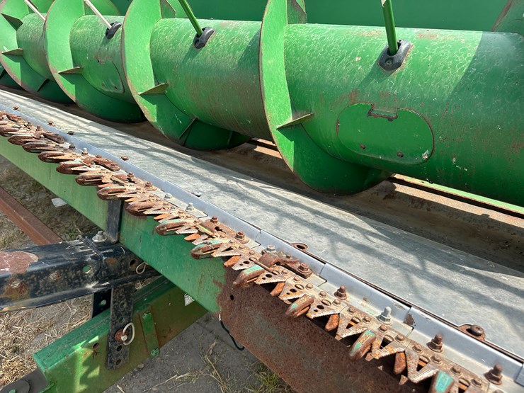 2004-john-deere-635f-image-24