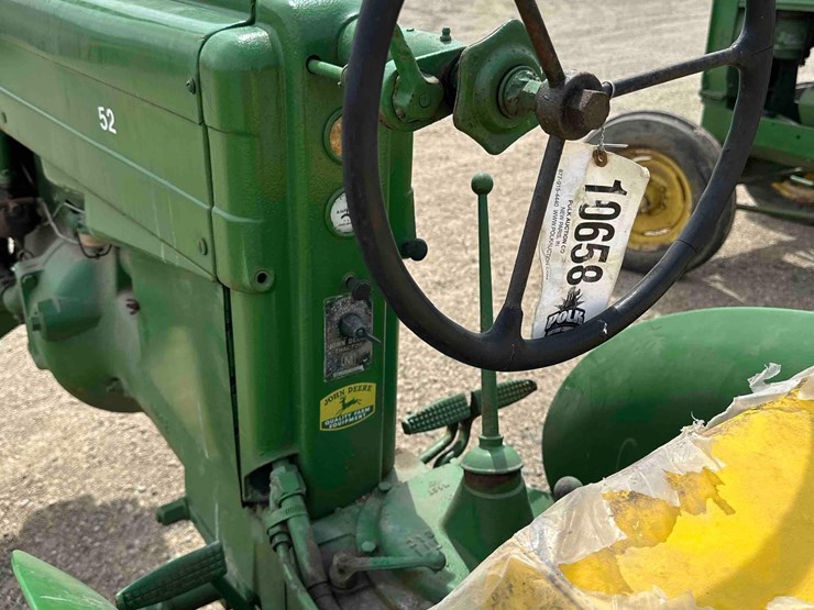 john-deere-m-image-11