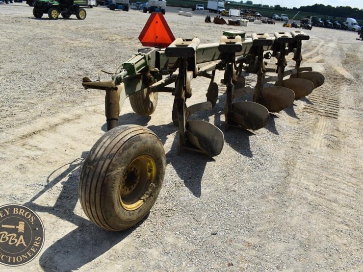 john-deere-2700-image-14