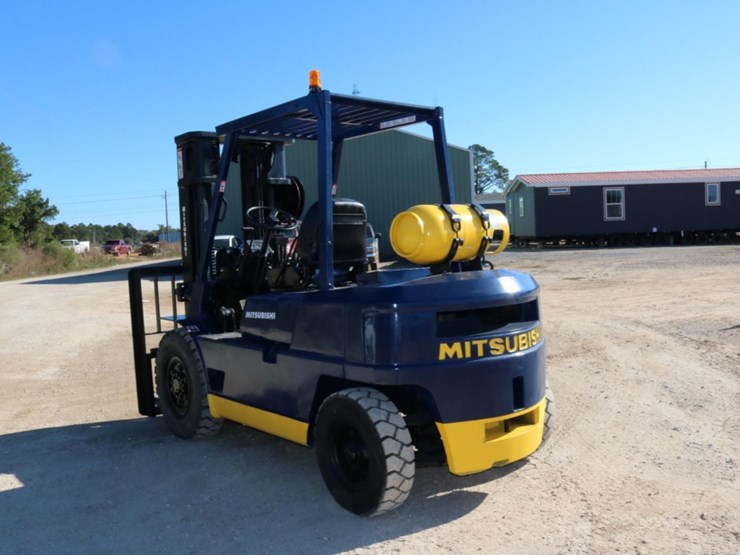 mitsubishi-fg35-image-5