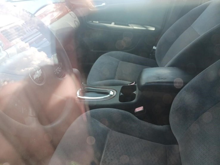 2009-chevrolet-impala-ls-image-4