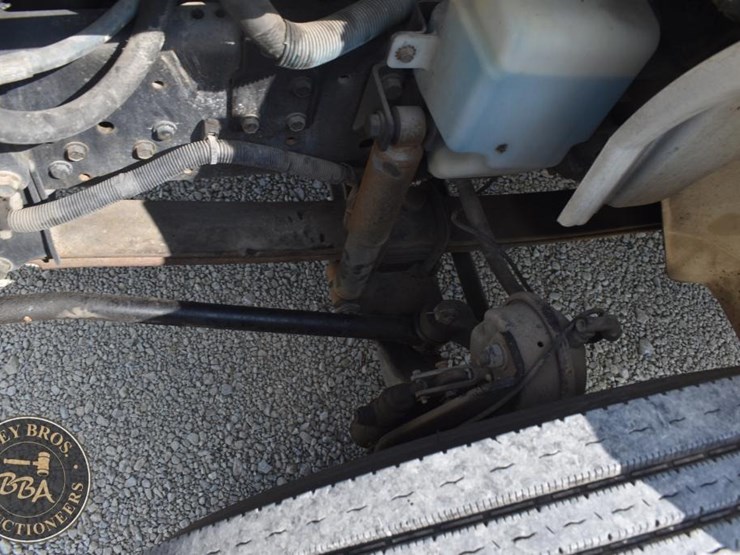 2006-international-durastar-4300-image-35