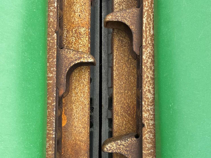 2022-john-deere-c12f-image-13