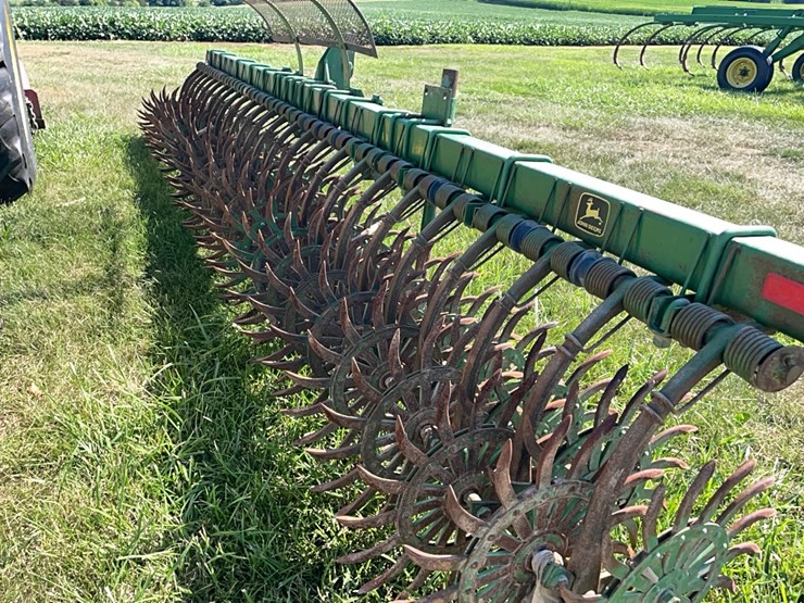 john-deere-400-image-5