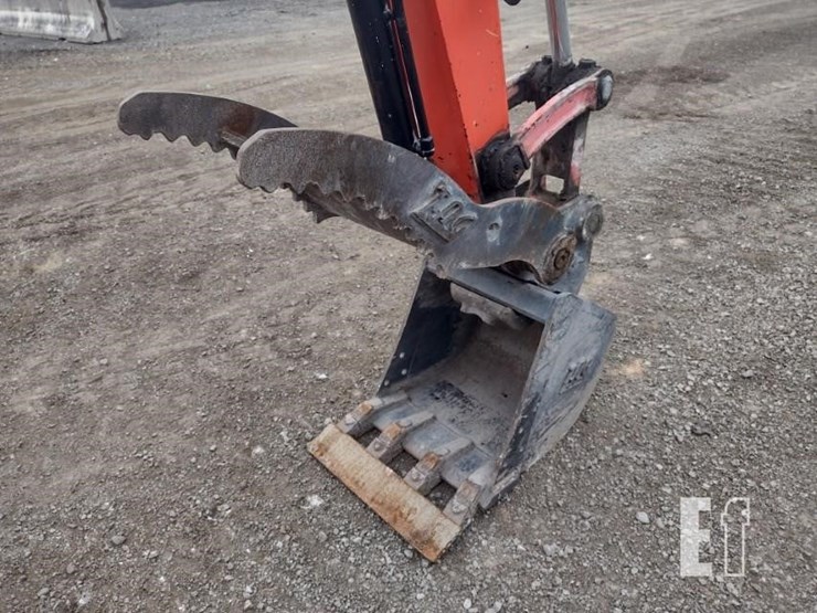 2019-kubota-u55-4-image-19