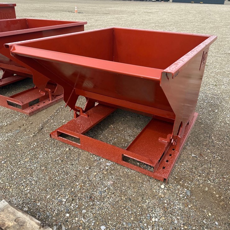 102 - 1.5 CY. SELF DUMPING HOPPER W/ FORK POCKETS
