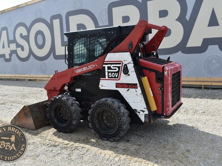 2017-takeuchi-ts50v-image-7