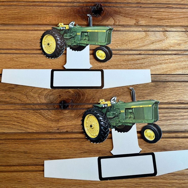 JOHN DEERE 3020