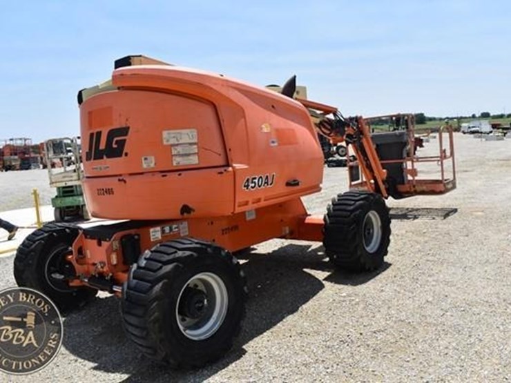2016-jlg-450aj-image-14