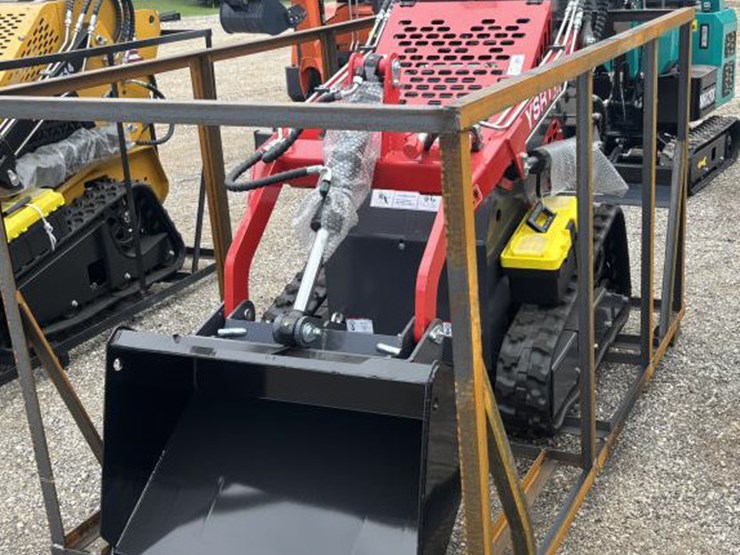#91-•-skid-steer-loader-image-1