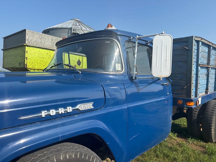 1960-ford-f600-image-13