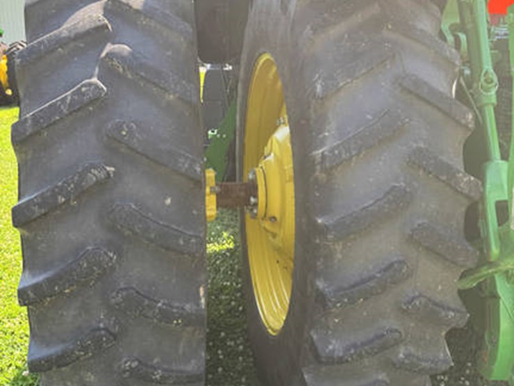 2014-john-deere-8270r-image-27