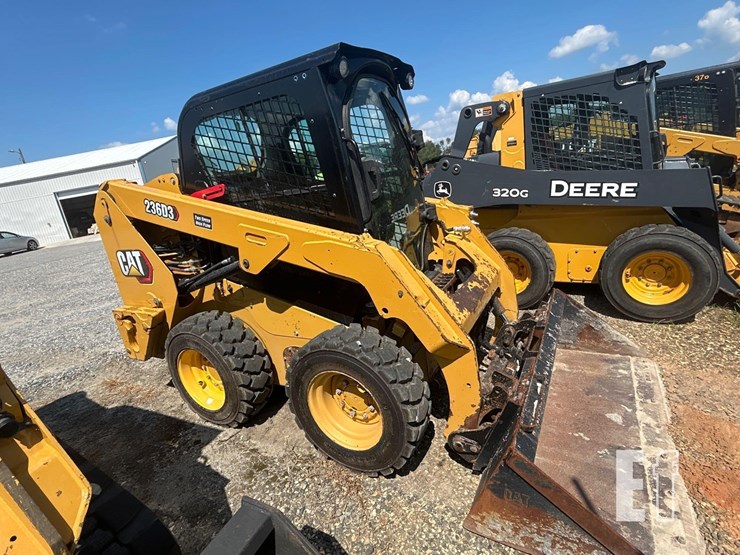 2021-caterpillar-236d3-image-1
