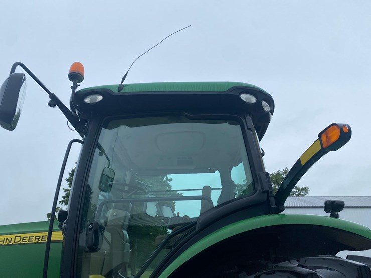 2016-john-deere-8245r-image-24