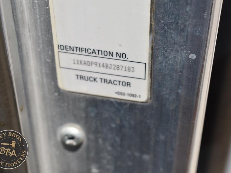 2011-kenworth-t660-image-95