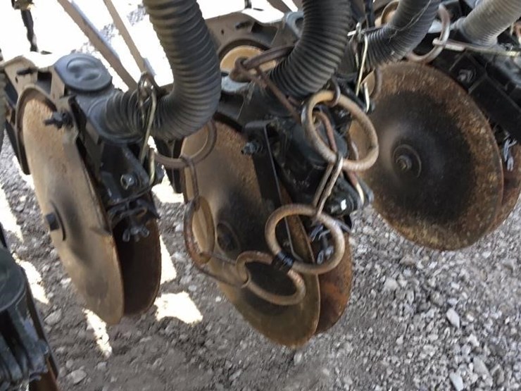 john-deere-8300-image-6