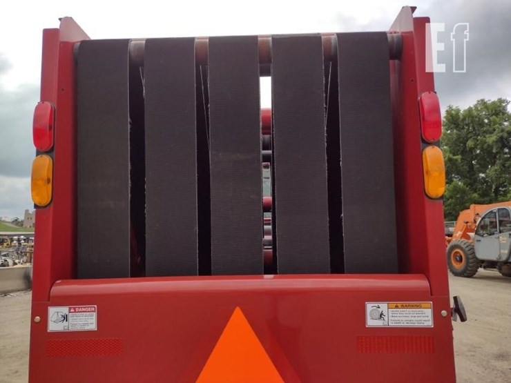 2018-new-holland-rb450u-image-14