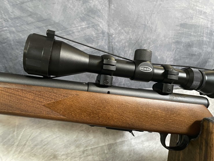 #4453-•-savage-93r17-17-hmr-bolt-action-rifle,-sn:-4161682-image-21