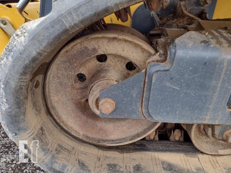 2023-deere-325g-image-24