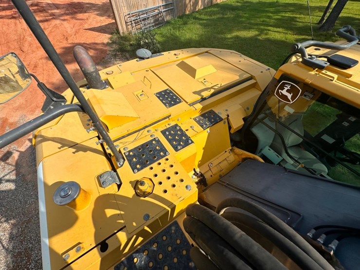 2018-deere-245g-lc-image-24