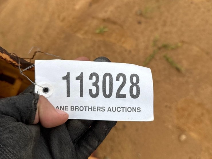 103---absolute---80"-4n1-loader-bucket-image-7