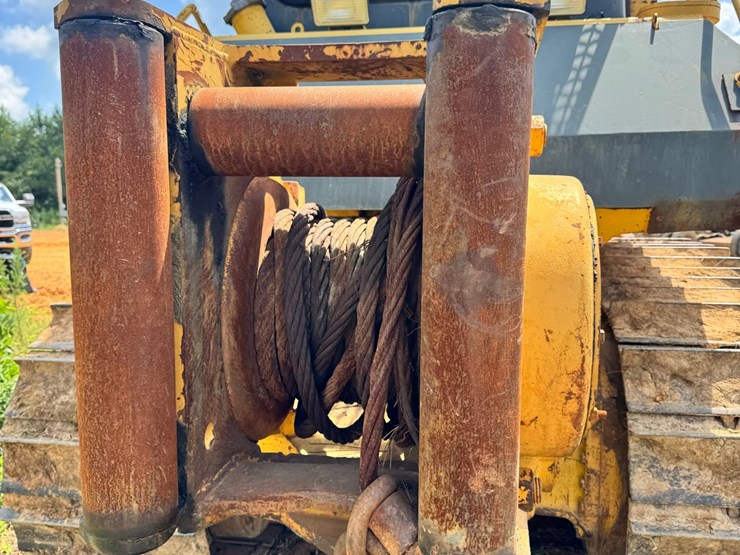 komatsu-dozer-image-13