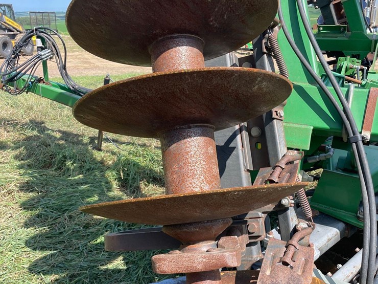 john-deere-637-image-36