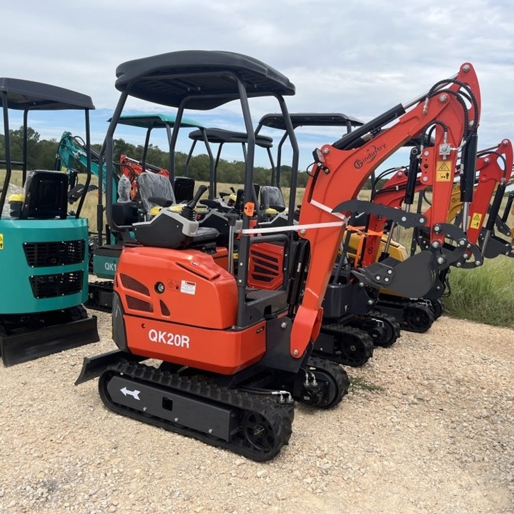 CFG QK20R Mini Excavator