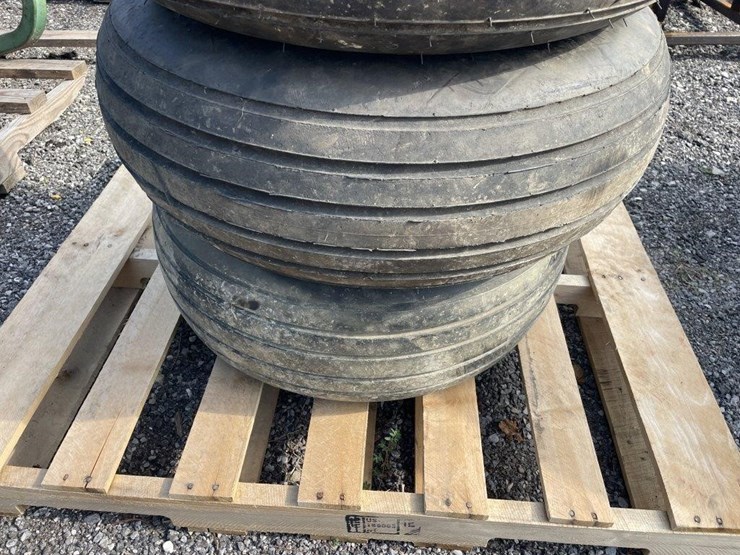 stack-of-tires-and-wheel-image-3