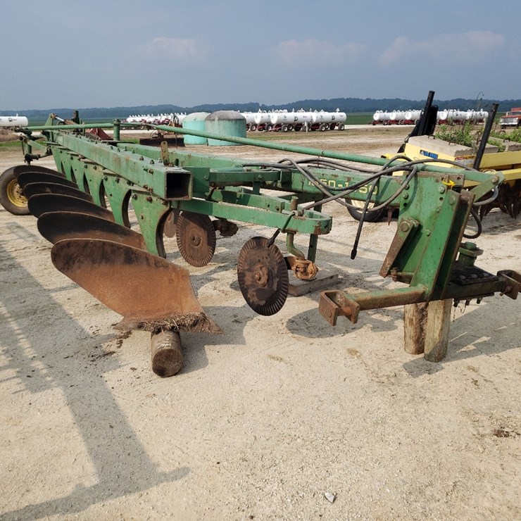 JOHN DEERE 6