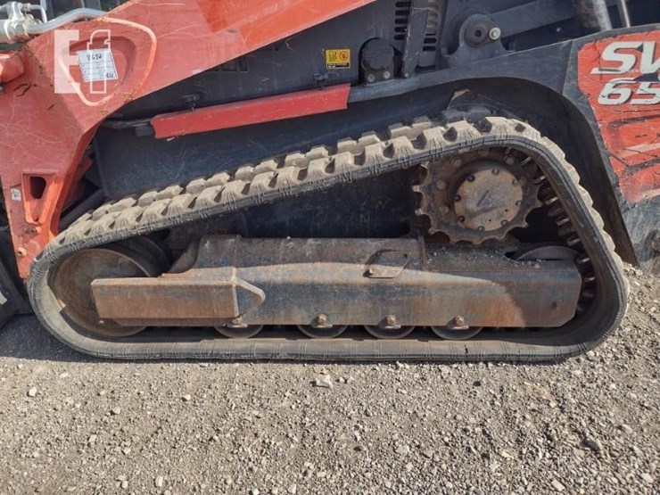 kubota-svl65-2-image-19