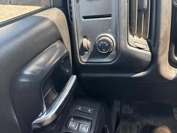2014-chevrolet-silverado-1500-image-17