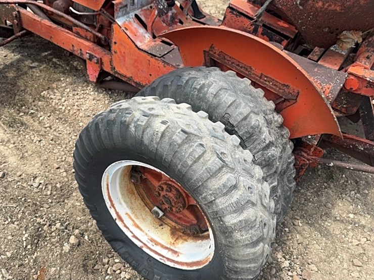 jacobsen-tractor-image-11