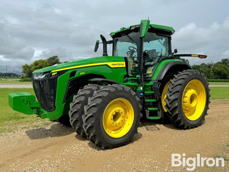 2023-john-deere-8r-340-image-1