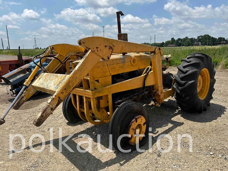 ford-3400-image-3