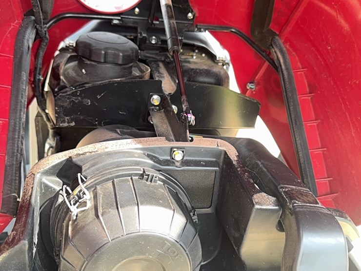 2023-yanmar-325-image-17