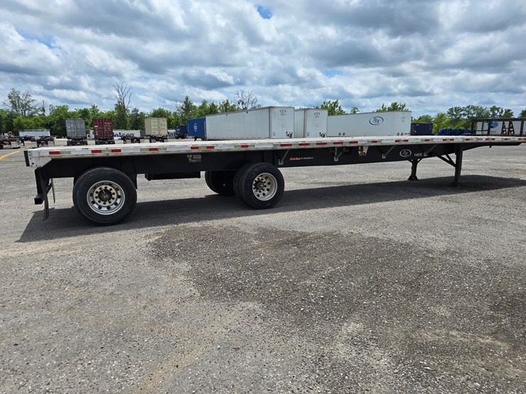 2015-great-dane-48'-x-102"-image-40