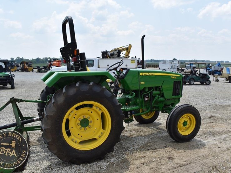 2007-john-deere-5203-image-11