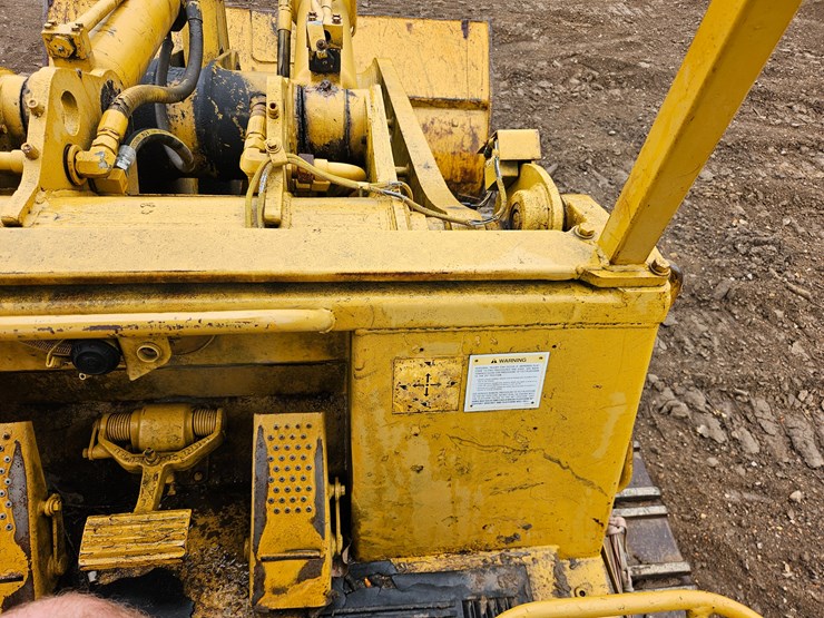 1984-caterpillar-973-image-41