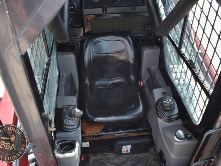 2017-takeuchi-ts50v-image-39