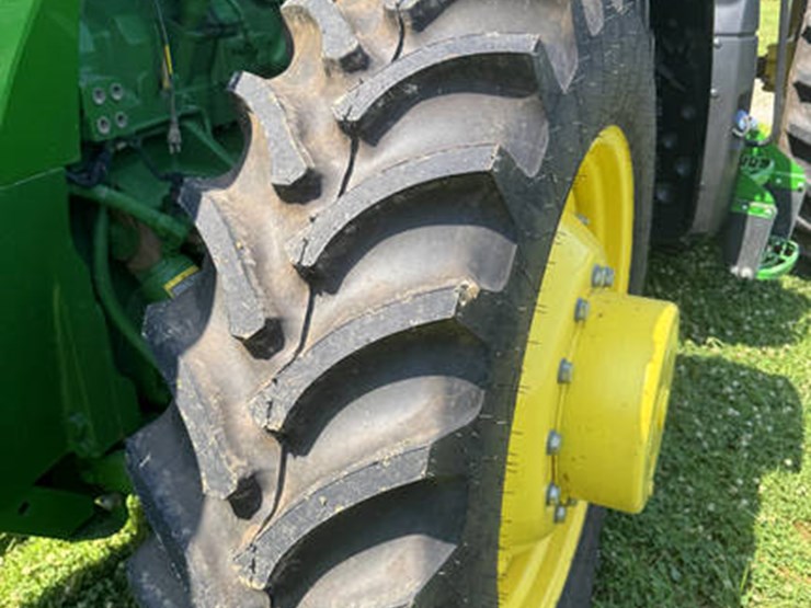 2014-john-deere-8270r-image-3