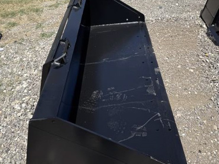 #199-•-standard-skid-steer-bucket---80-in-image-3