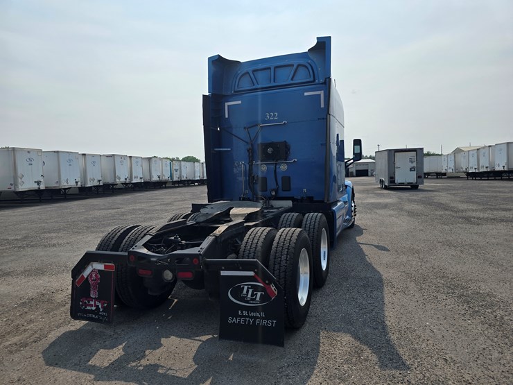 2019-peterbilt-579-image-22